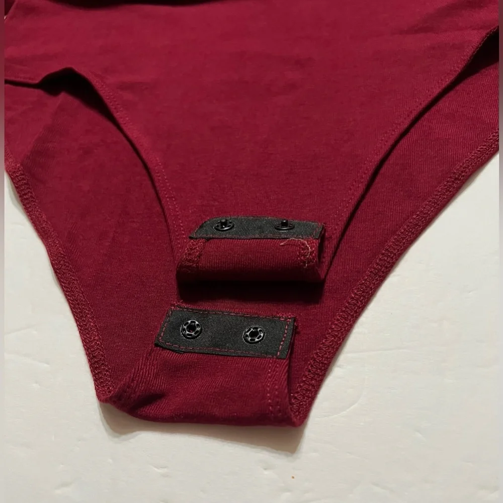 NWT Mango Pop Red V-neck Body Suit Long sleeve Size S - Picture 3 of 5